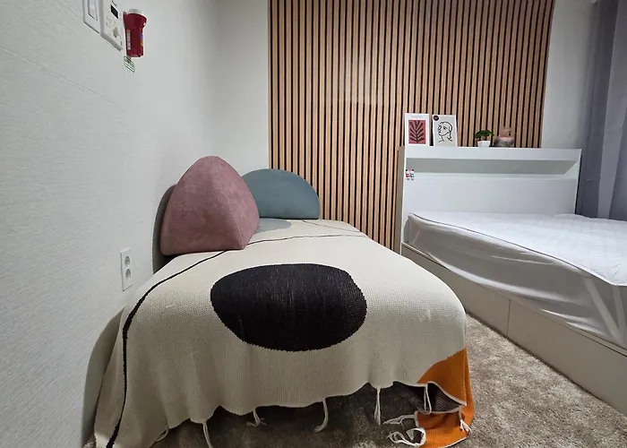 Gangnam Daechi Blessinghouse 2bed Villa *